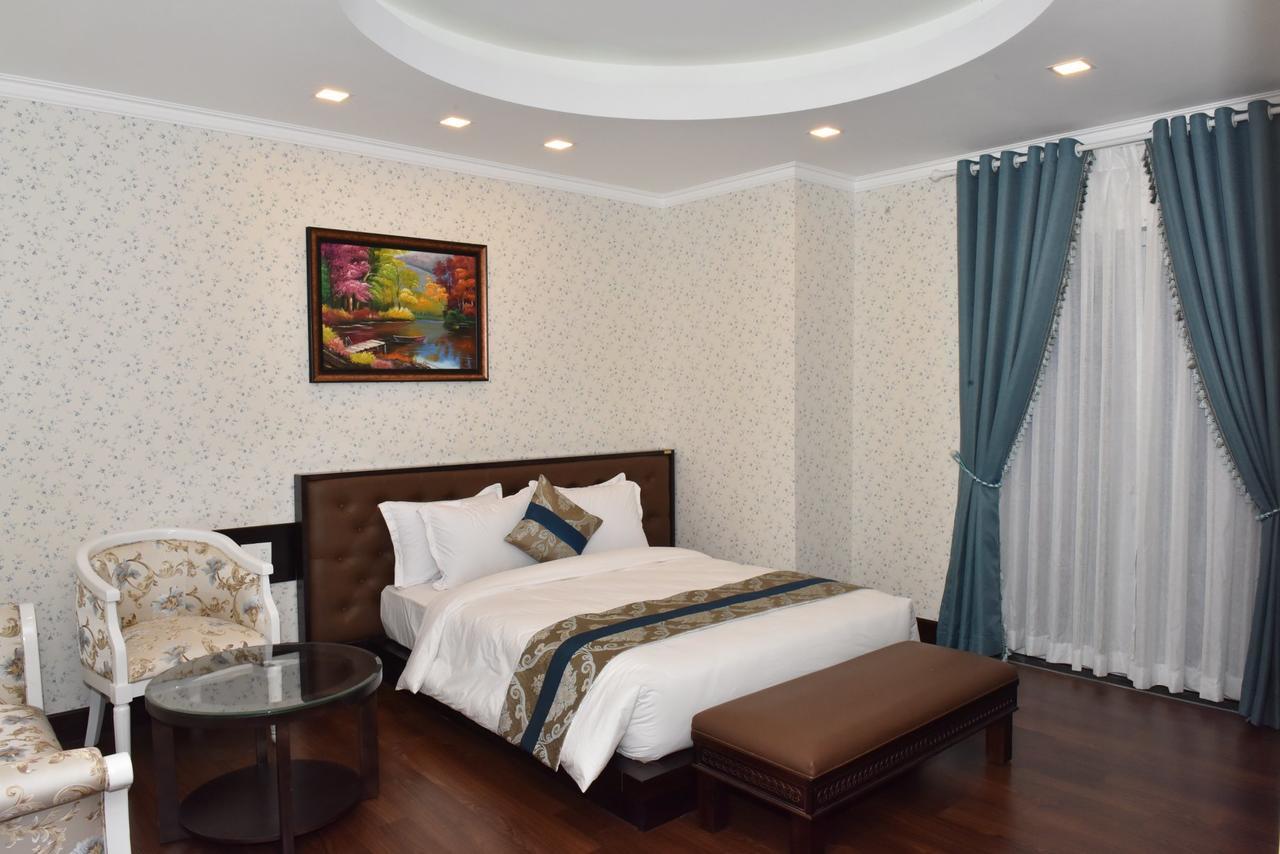 Hotel Du Lys 3*